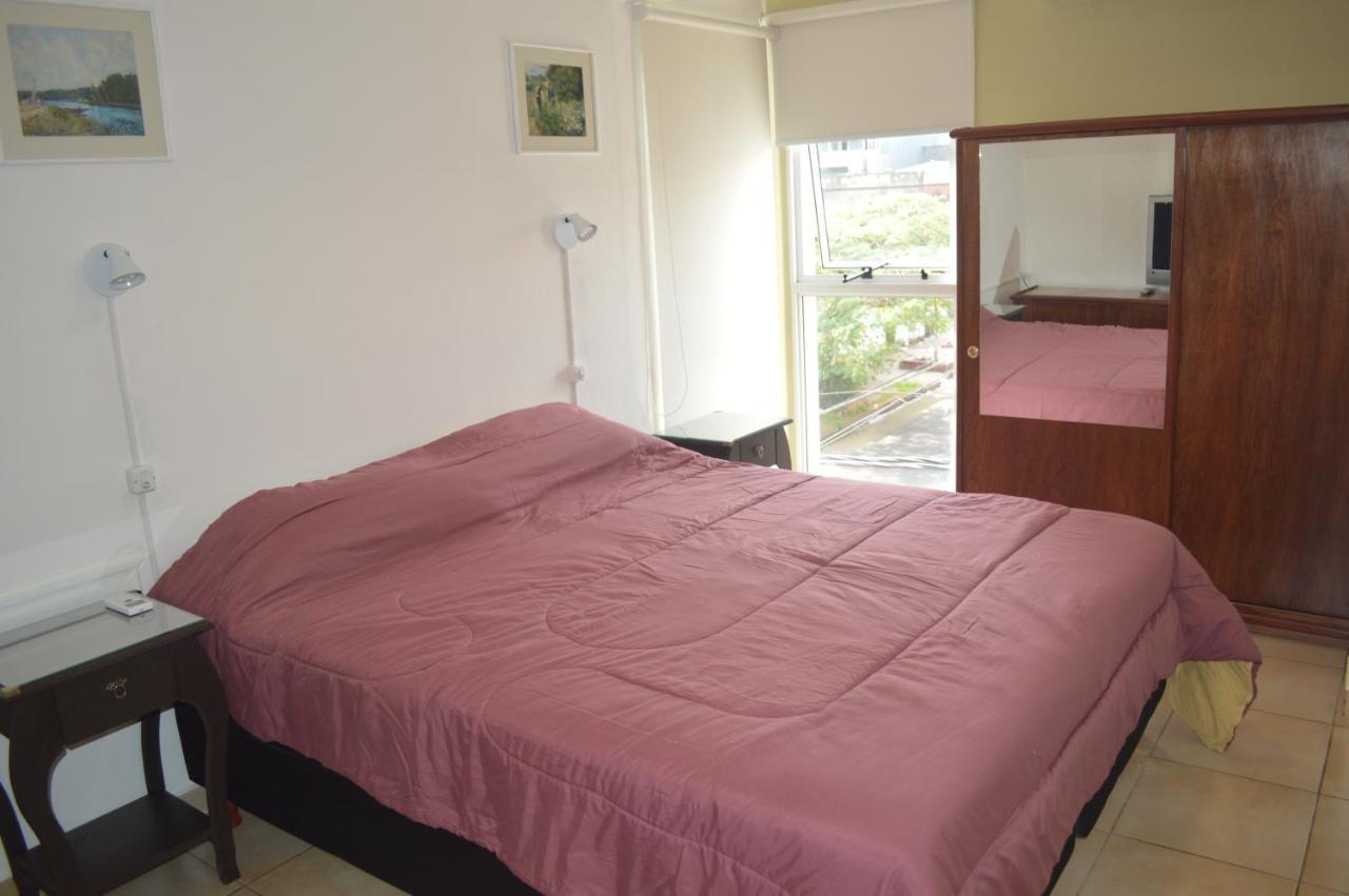 Departamentos Rodrigo Apartment Posadas