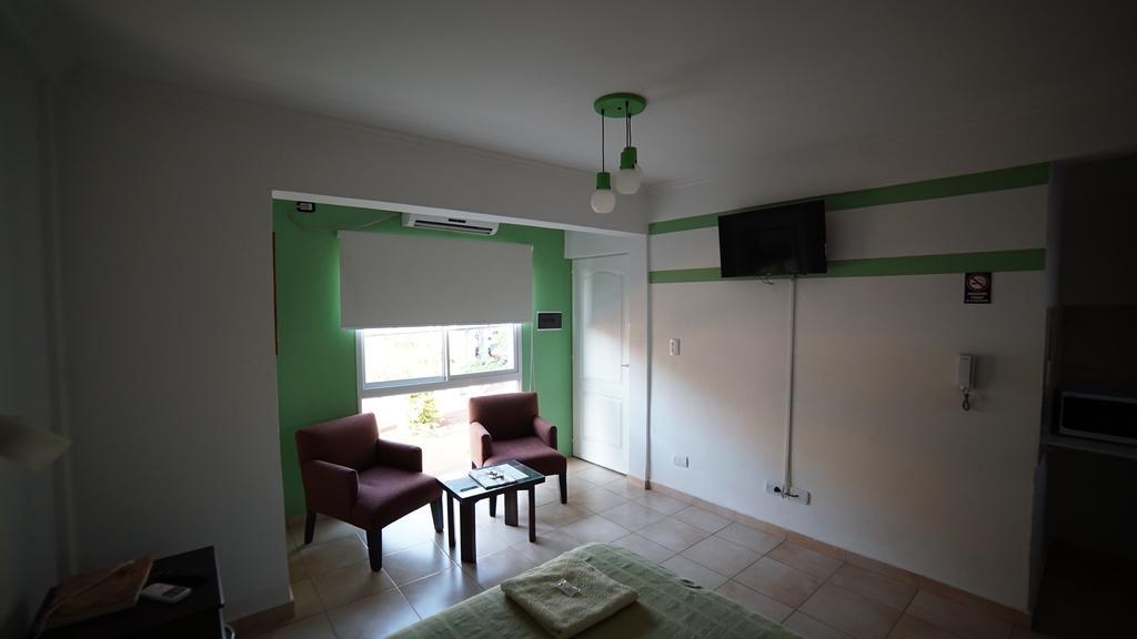 Departamentos Rodrigo Apartment *